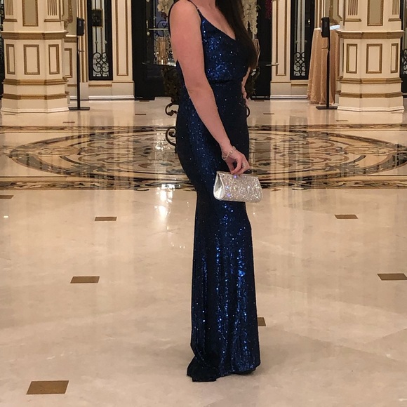 Dress - Picture 1 of 3